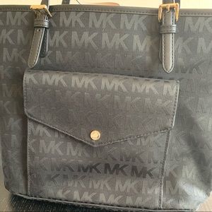 Michael Kors large Jet Set Tote with pocket